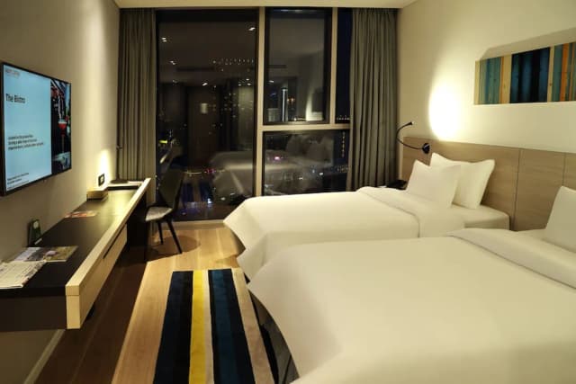 Liberty Central Saigon Citypoint-Signature Room-6