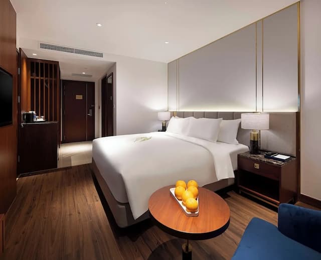 Best Western Premier Marvella Nha Trang-高级房, 1 张特大床, 阳台, 海景-2