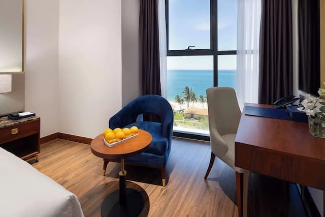 Best Western Premier Marvella Nha Trang-高级房, 1 张特大床, 阳台, 海景-4