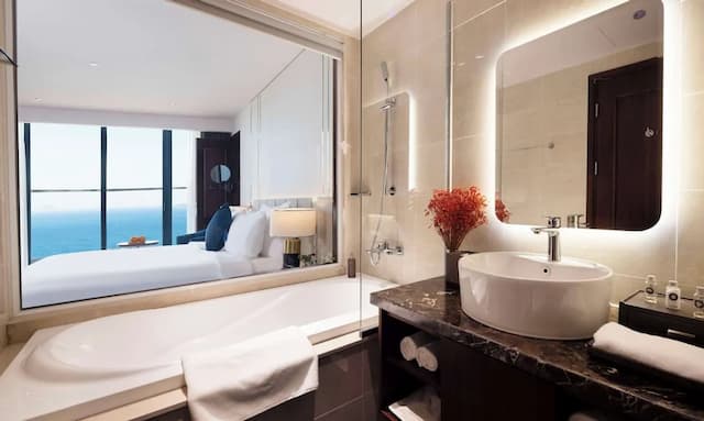Best Western Premier Marvella Nha Trang-尊贵客房, 1 张特大床, 阳台, 海景-4