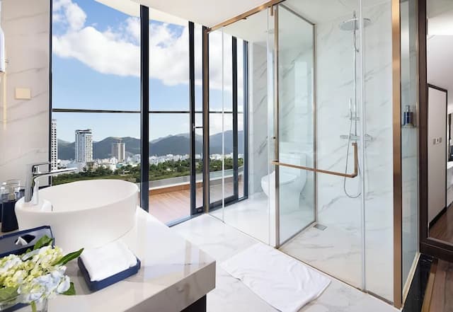 Best Western Premier Marvella Nha Trang-蜜月套房, 1 张特大床, 阳台, 海景-8