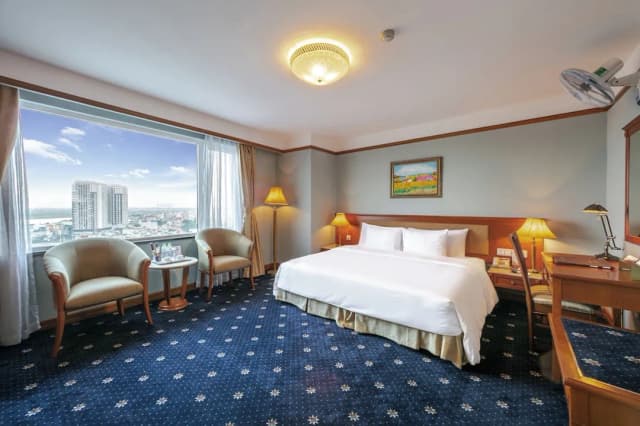 A25 Premium Hotel-Deluxe Double Room, City View-7