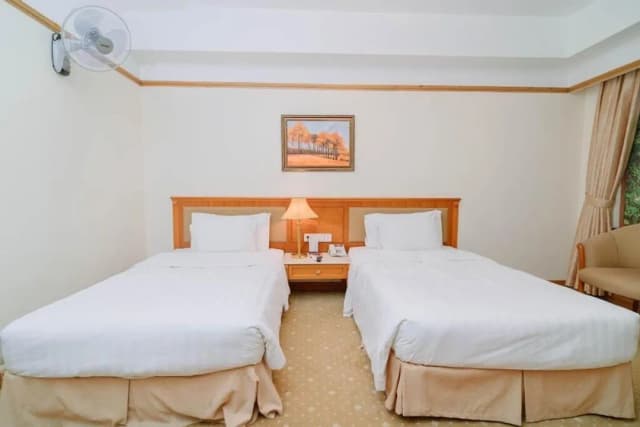 A25 Premium Hotel-Superior Twin Room, No Windows-3