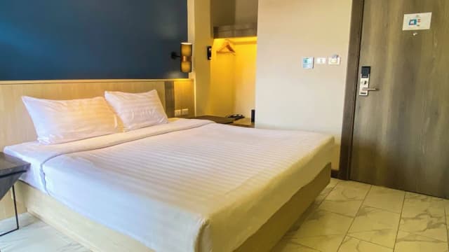 Andakira Hotel-Superior Room, 1 King Bed, City View-4