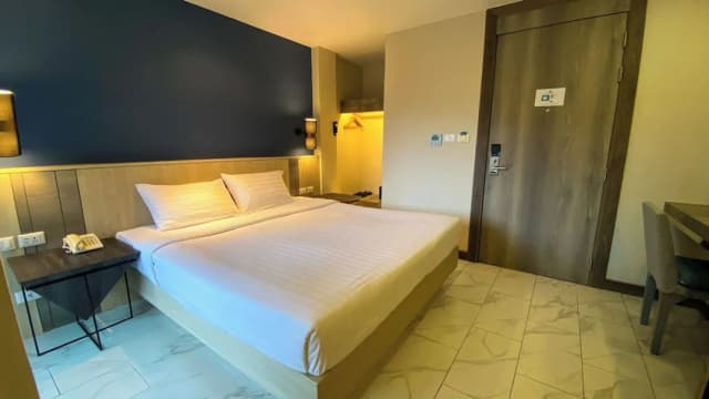 Andakira Hotel-Superior Room, 1 King Bed, City View-2