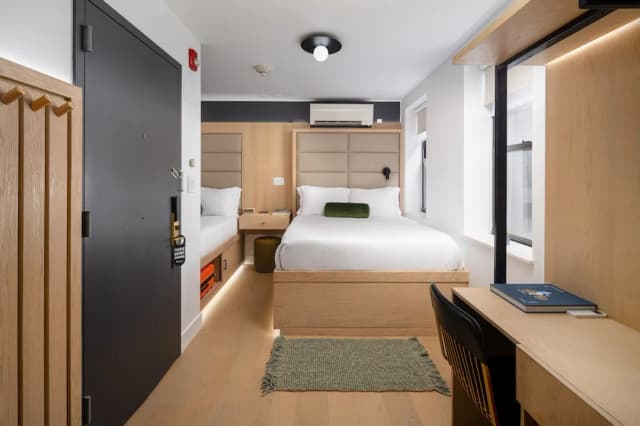 Little Charlie Hotel-베이직 쿼드룸, 퀸사이즈침대 2개-5