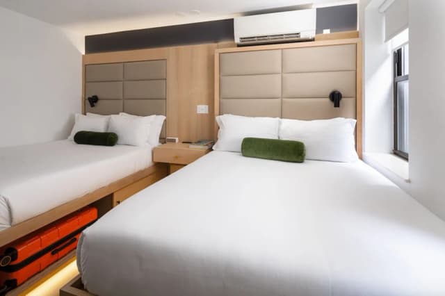 Little Charlie Hotel-베이직 쿼드룸, 퀸사이즈침대 2개-1