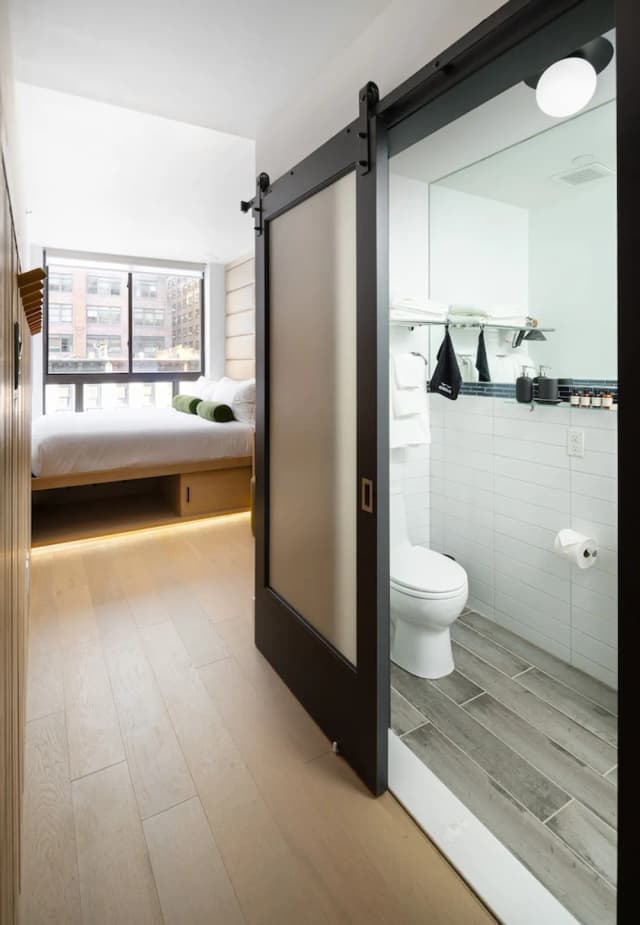 Little Charlie Hotel-슈피리어룸, 킹사이즈침대 1개-4