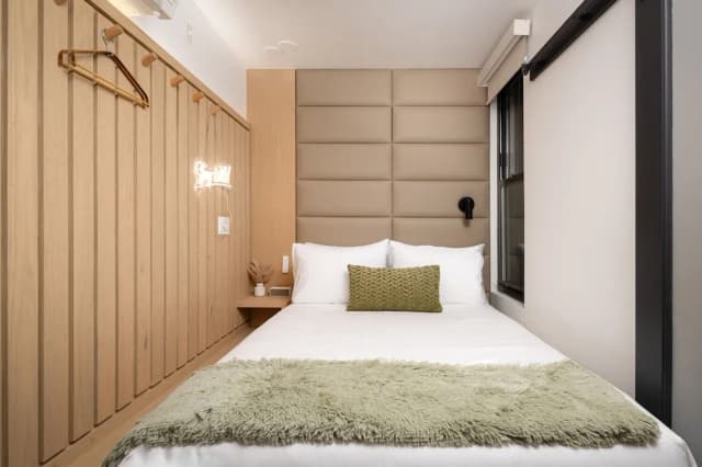 Little Charlie Hotel-Full-Size Elegance Escape in Midtown-4