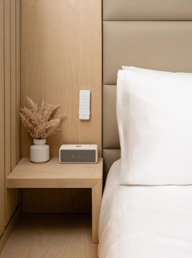 Little Charlie Hotel-Full-Size Elegance Escape in Midtown-8