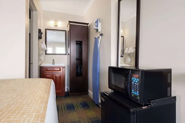 トラベロッジ バイ ウィンダム バイ フィッシャーマンズ ワーフ-ルーム ダブルベッド 2 台 禁煙-4