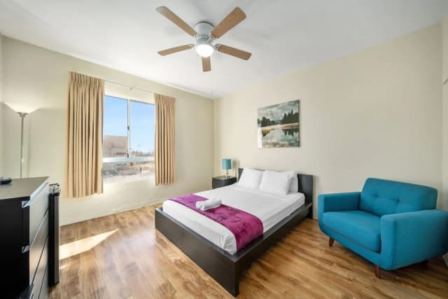 새메선 할리우드 - 호스텔-더블룸, 퀸사이즈침대 1개-2