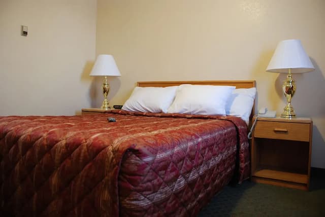 梅麗爾菲爾德酒店-一加大床客房-1