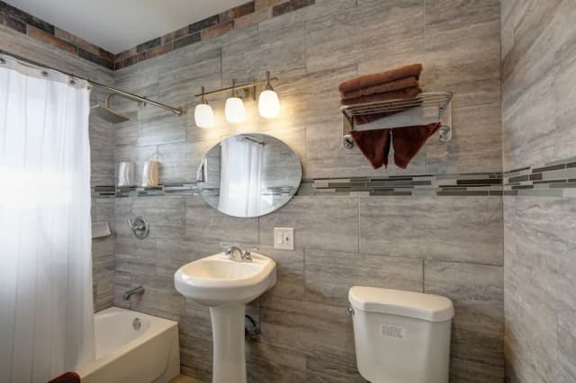 Tradewinds Hotel LAX Airport-Room, 1 Queen Bed-10