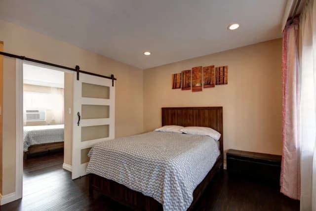 Tradewinds Hotel LAX Airport-Double Room, 2 Queen Beds-3