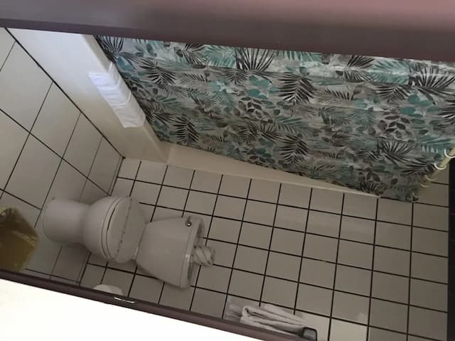 鷹岩汽車旅館-標準客房, 1 張特大雙人床-4