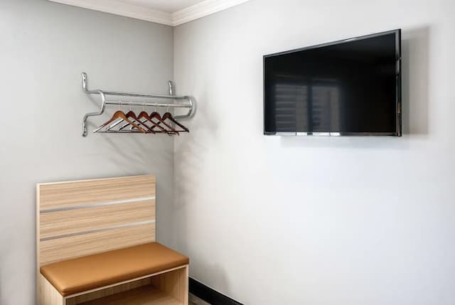 洛杉磯區貝爾溫德姆套房旅遊旅館-套房, 1 張加大雙人床及 1 張梳化床, 非吸煙房-6