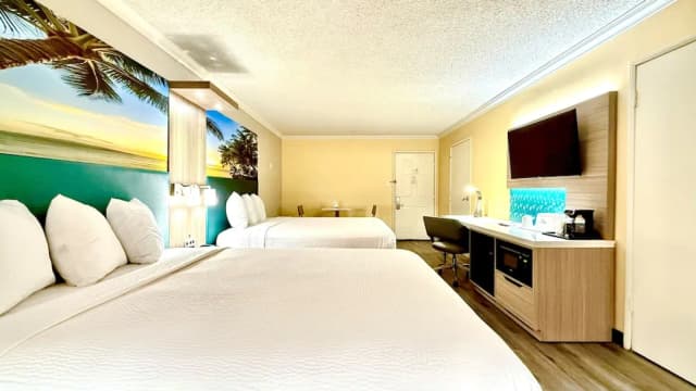 洛杉磯國際機場威尼斯海灘國王碼頭溫德姆戴斯飯店-標準客房, 2 張標準雙人床, 吸煙房-9