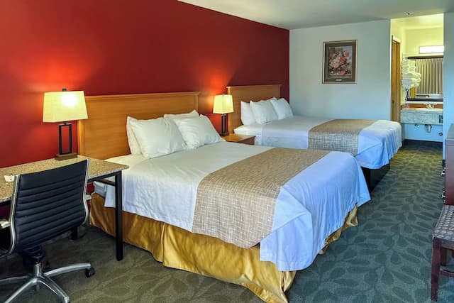 艾德蒙斯北西雅圖伊克諾小屋飯店-標準客房, 2 張加大雙人床, 非吸煙房-1