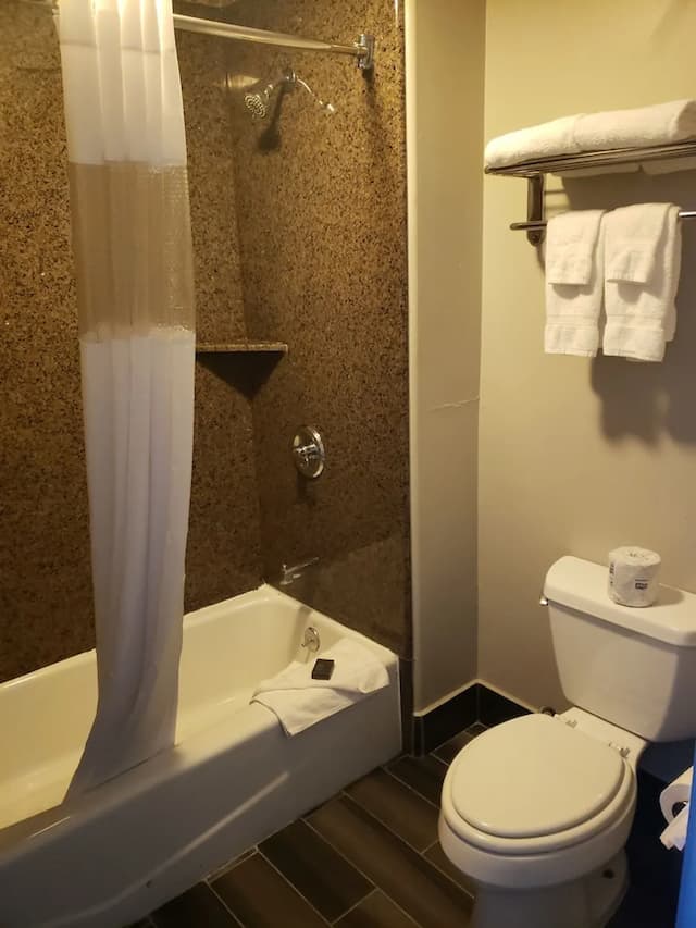 伯班克波托菲諾飯店-標準客房, 1 張特大雙人床-5