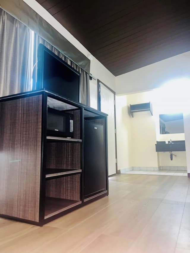 デル エアー イン-スタンダード ルーム キングベッド 1 台-3