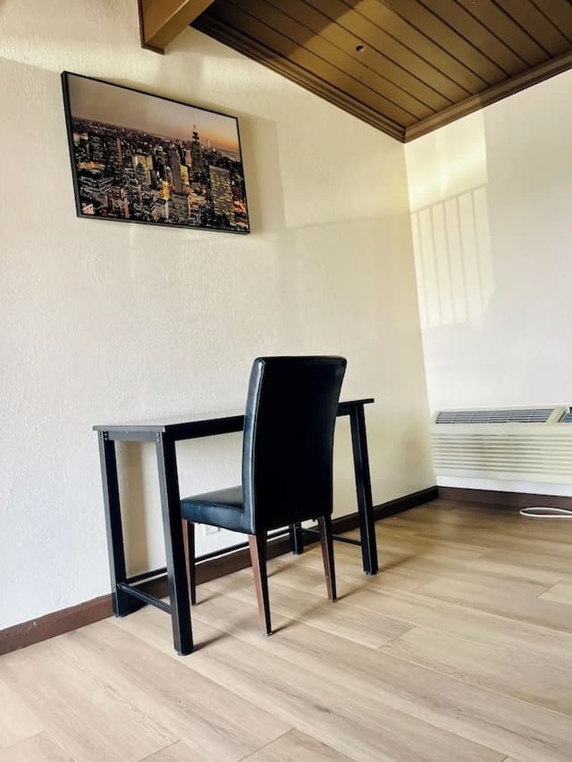 デル エアー イン-スタンダード ルーム キングベッド 1 台-7