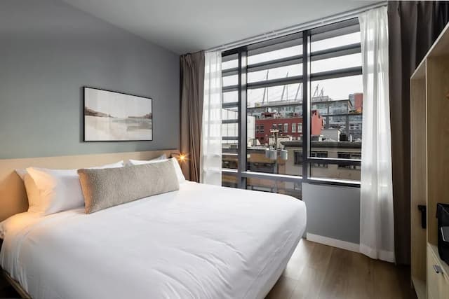 Smithe House-Deluxe Apartment, 2 Bedrooms-23