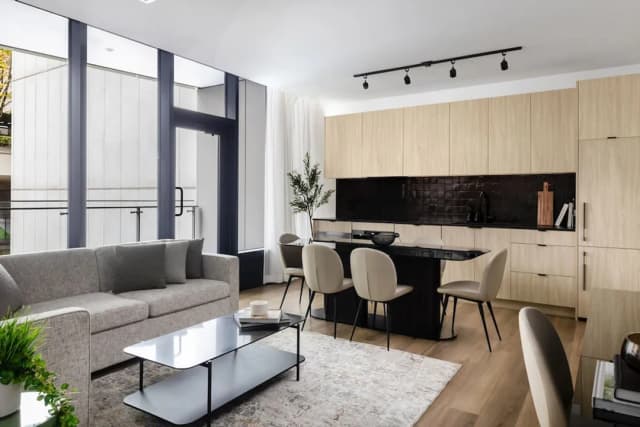 Smithe House-Family Apartment-3