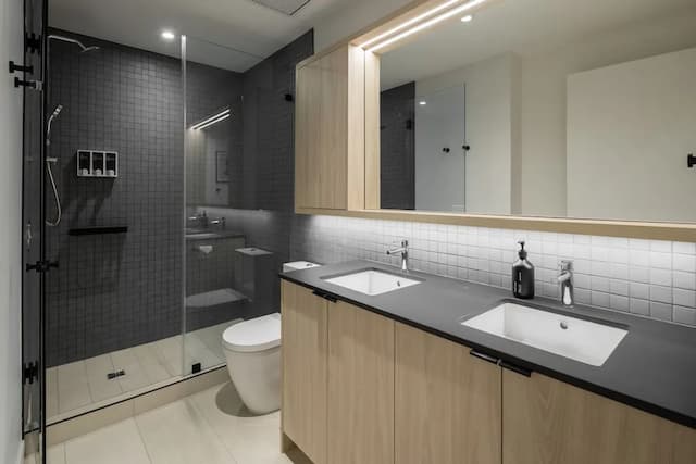 Smithe House-Apartment, Two Bedrooms, With Office-21