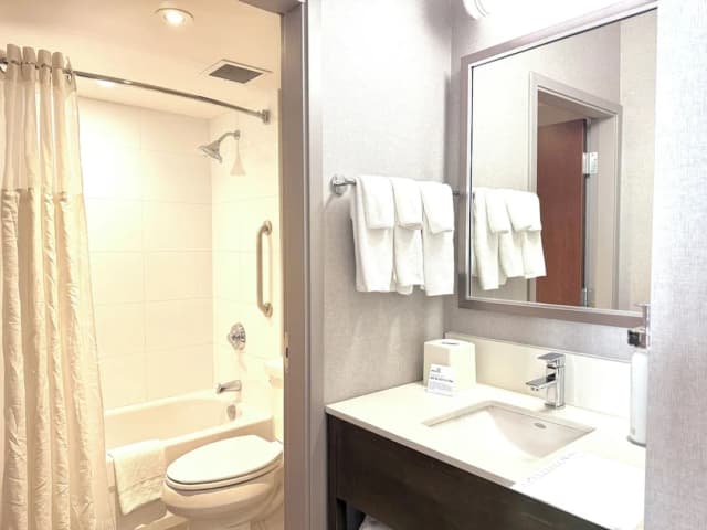 Holiday Inn Express Hotel & Suites Riverport Richmond by IHG-套房, 1 间卧室, 厨房-18