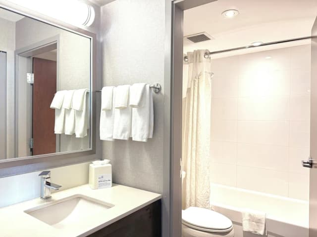 Holiday Inn Express Hotel & Suites Riverport Richmond by IHG-套房, 1 间卧室, 厨房-18