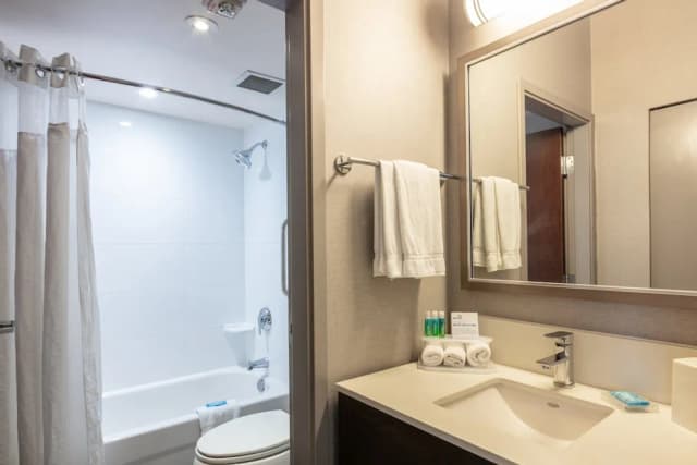 Holiday Inn Express Hotel & Suites Riverport Richmond by IHG-标准房, 2 张大床-7