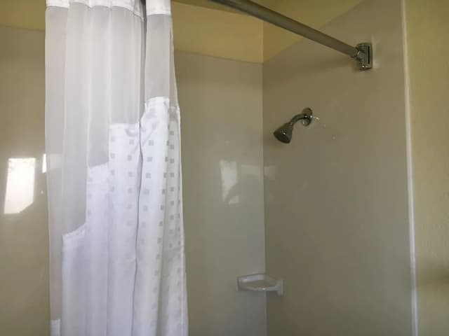 長灘 I-405 生態小屋旅館-標準客房, 2 張加大雙人床, 非吸煙房-3