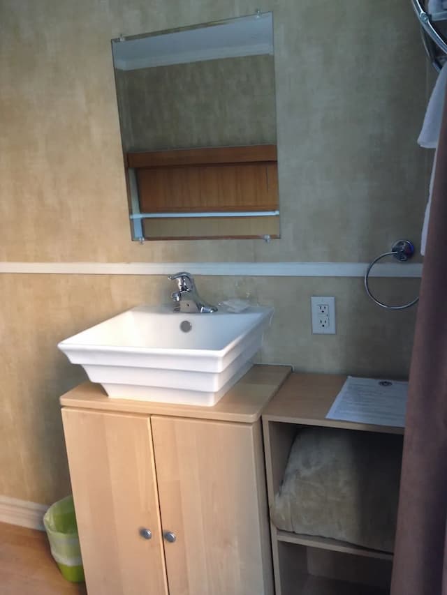 雷克斯飯店-基本客房, 1 張標準雙人床, 共用浴室-12