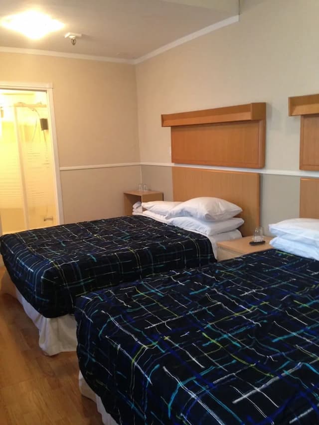 雷克斯飯店-雙人房, 2 張標準雙人床, 私人浴室-4