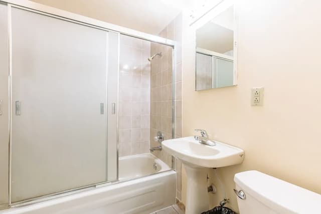 English Bay Hotel-Suite, 1 Bedroom-13