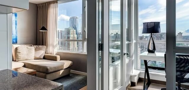 Carmana Hotel & Suites-Executive 1-Bedroom Suite (1 Queen)-4