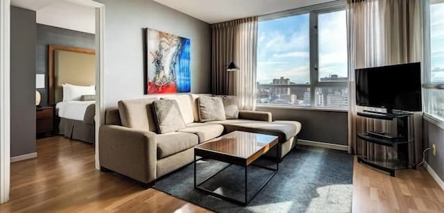 Carmana Hotel & Suites-Executive 1-Bedroom Suite (1 Queen)-1