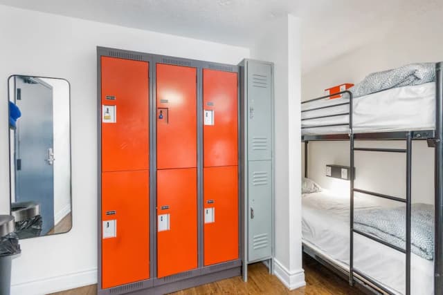 샘선 토론토 - 호스텔-이코노미 공용 도미토리-2