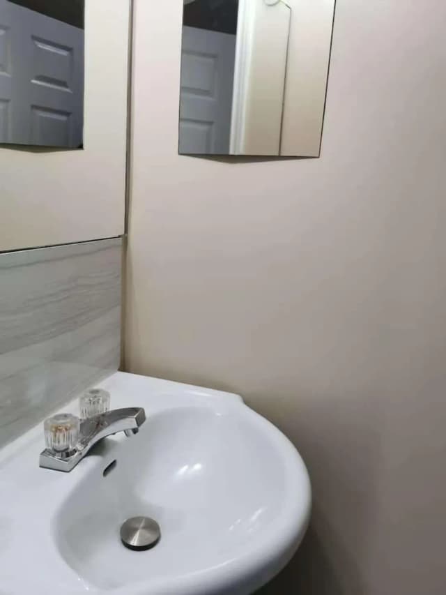 토론토 트래블러스 홈-Double Private, 1 Double Bed, Private  Bathroom-14