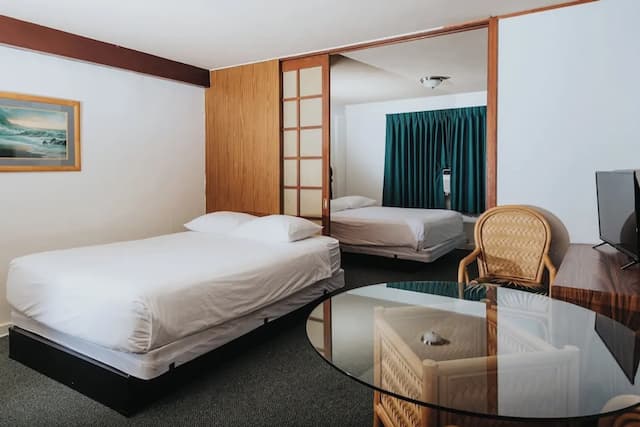 ロイヤル グローブ ワイキキ-スイート 1 ベッドルーム キッチン (2 Queens)-1