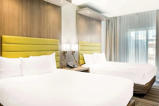 ロードウェイ  イン ニア メルローズ アベニュー-スタンダード ルーム クイーンベッド 2 台 禁煙-11