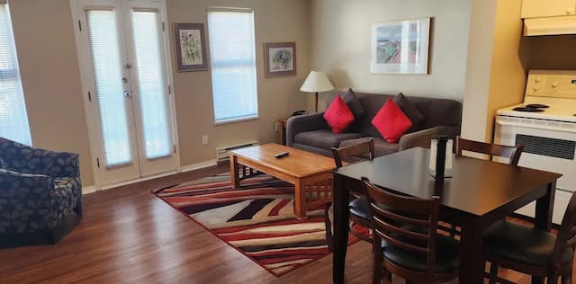 タイムズスクエアスイーツホテル-コンフォート アパートメント キングベッド 1 台ソファーベッド付き-1