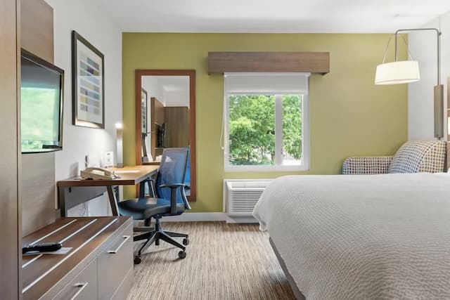 福利智選假日套房酒店 (IHG 旗下酒店)-標準客房, 1 張特大雙人床-6