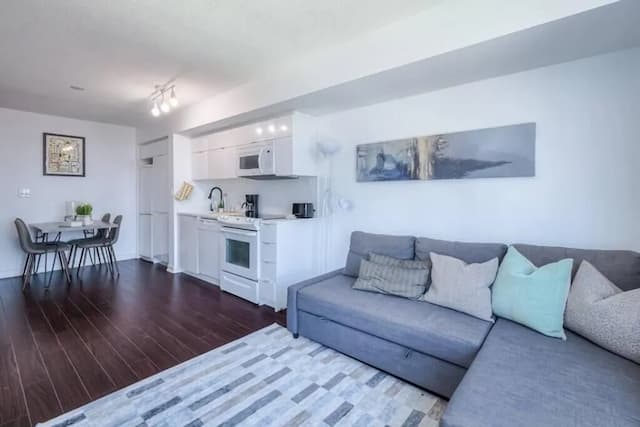 Waterfront Majesty Enclaves-商務套房-10