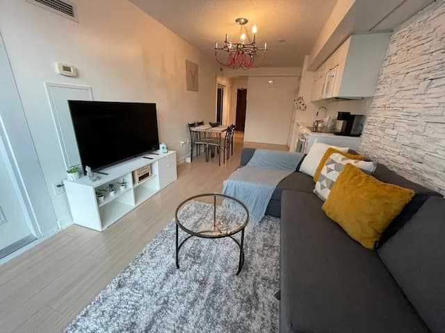 Waterfront Majesty Enclaves-商務套房-1