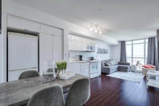 Waterfront Majesty Enclaves-商務套房-5