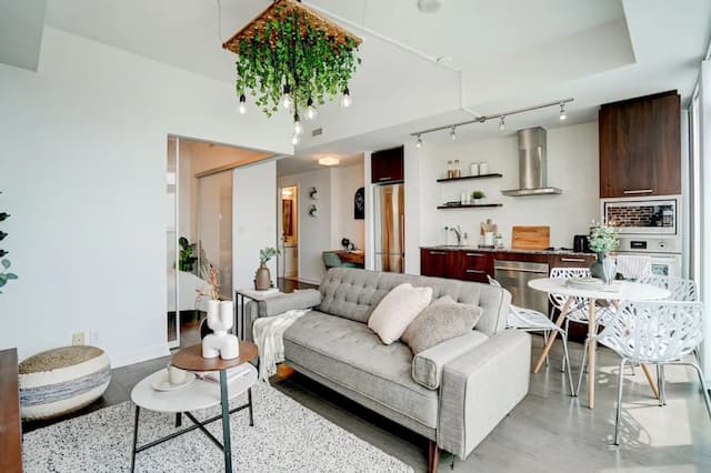 SkyTree Modern Suites-City Condo-10