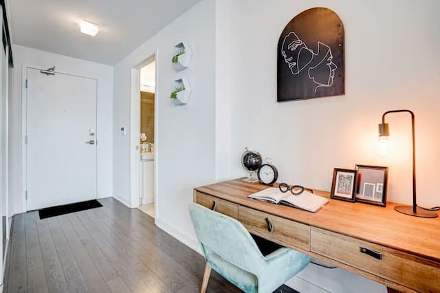 SkyTree Modern Suites-City Condo-7