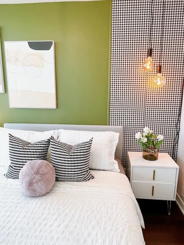 SkyTree Modern Suites-Family Condo-4